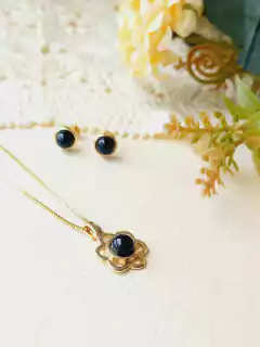 CONJUNTO REDONDO COM PEDRA NATURAL AGATHA NEGRA na internet