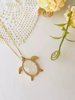 Imagem do COLAR TARTARUGA FACETADA