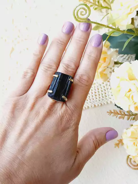 ANEL AJUSTAVEL RETANGULAR PEDRA NATURAL TURMALINA NEGRA