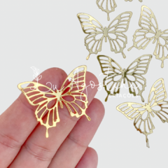 Borboleta vazada dourado espelhado- 5 unidades-3,5x3cm