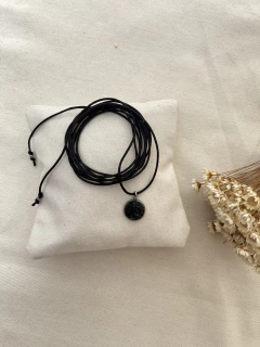 Cordon satin con medalla de pirita - comprar online