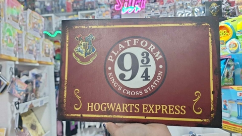 Chapa Decorativa Hogwarts Express - Platform 9 3/4 King`s Cross Station - Harry Potter