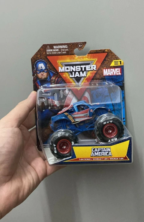 Monster Jam - Captain America - comprar online