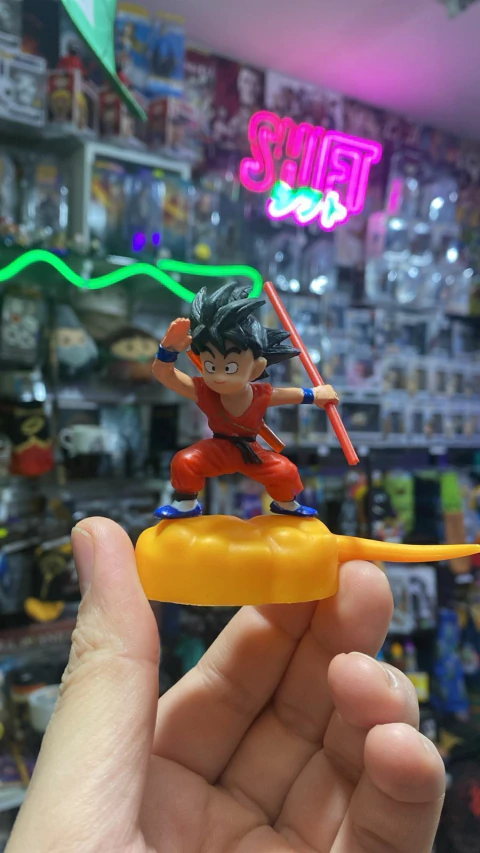 Figura Goku Nube Voladora - Dragon Ball - comprar online