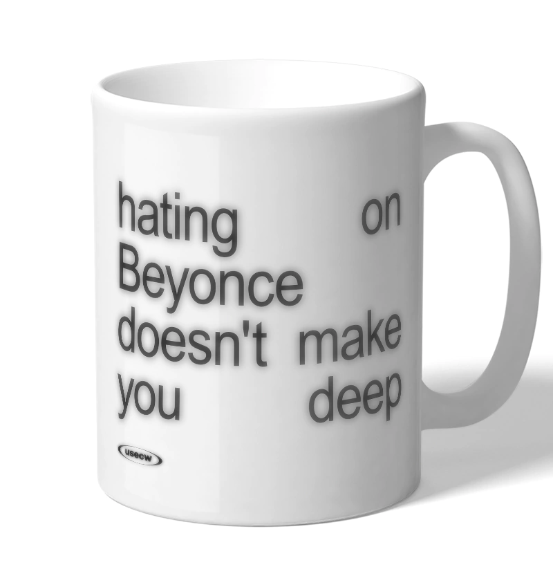 Caneca Hating Beyoncé