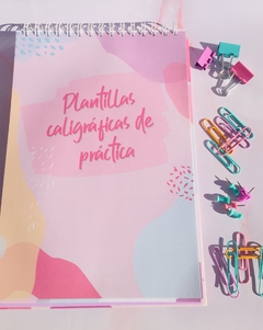 Guía de Brush Lettering de "Letters by me" en internet