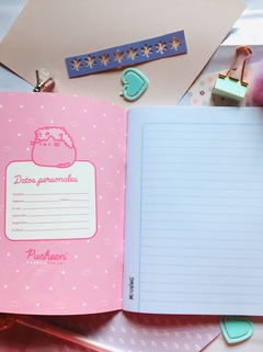 Mooving: Cuaderno A5 tapa flexible rayado: Pusheen So Lazy en internet
