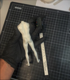 Ref.2089- LANÇAMENTO -Corpo completo masculino já saem com os pés do molde - comprar online