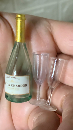 Ref.B00001- MINIATURA DE GARRAFINHA DE Champagne kit com 4 garrafas - loja online