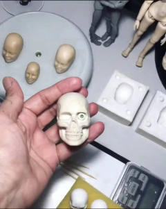 Molde caveira, a peça sae do molde com 5,5 centímetros