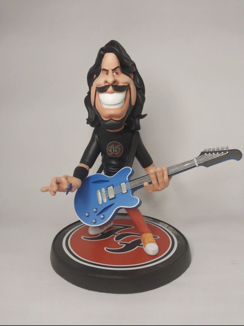 Ref.B0010- Boneco Dave Grool cartoon Rocker 15cm ( Em resina ) - comprar online