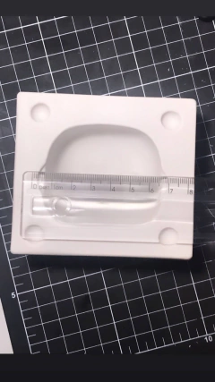 Molde bipartido cabeça Pop na internet