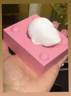 Ref.897- Molde rosto somente parte da frente versão econômica 5,7cm (medida somente da cabeça fora do molde) coleção humaninhos gigantões - comprar online