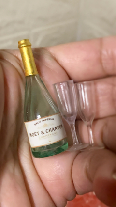 Ref.10296- Kit garrafa de champanhe 5cm e taça tulipa 3.2cm (2 peças ) na internet