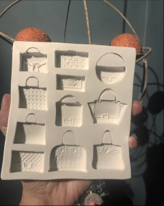 Imagem do Molde bolsas com 11 modelos escala 1/10 ideal para usar com esculturas dos moldes coleção humaninhos