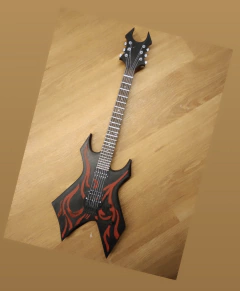 Ref.Z035- Guitar BC RICH WARLOCK MINI 12cm 1 peça
