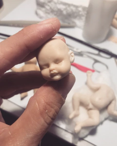 Molde rosto baby 1/10 coleção humaninhos
