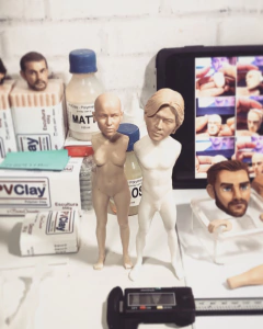 Ref.2025- Kit corpo casal completo com moldes rostos a peça fica com 17 a 18cm de altura