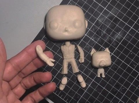 Kombo molde pop G com roupas masculinas e pet