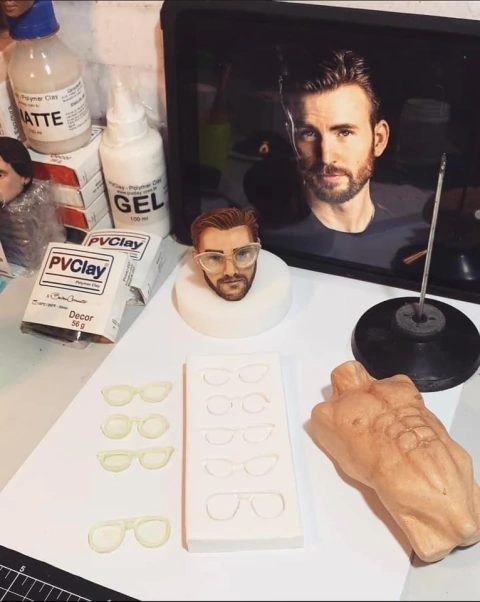 Ref.1316- Molde óculos com 5 modelos coleção humaninhos cartoon