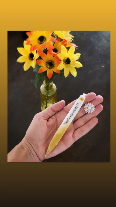 Ref.4567 -Canetas que são jóias feitas de resina personalizada com a frase ou nome que você escolher