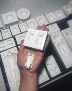 Molde pets dog bulldog modelo com dois tamanhos na internet