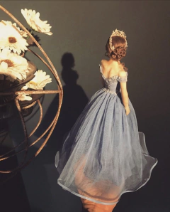 043-Molde humaninhos gigantões feminino com molde cabeça escala 1/6 - buy online