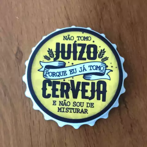 Abridor de Garrafas em Formato de Tampa com Imã - Frase de Bar