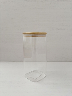 Imagen de Frascos de vidrio con tapa de bambu