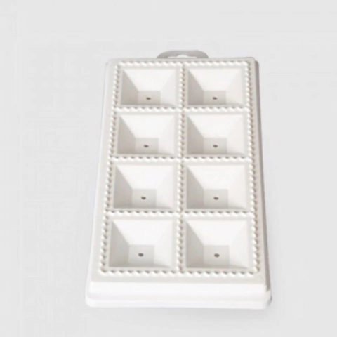 Moldes raviolones