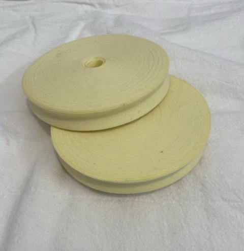 Cinta bies amarillo claro 2cm de ancho. Precio por pieza