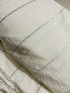 Tusor Rayado. off white LUREX Plateado 1.60 de ancho - comprar online