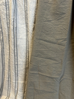 Tusor Rayado Blanco y gris . 1.60 de ancho en internet