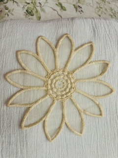 Aplique Flor Tul Bordado Natural
