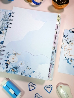 Agenda 2025 2 dias Floral Azul tamanho A5 - comprar online