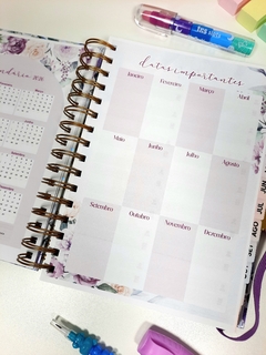 Imagem do Agenda permanente 2 dias Floral Violeta tamanho A5