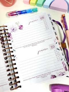 Agenda permanente 2 dias Floral Violeta tamanho A5 na internet