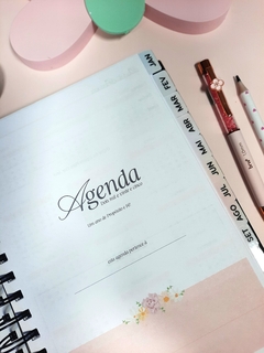 Agenda Cristã e Devocional 2025 2 dias tamanho A5 - Fofurinhas da Bila