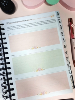 Agenda Cristã e Devocional 2025 2 dias tamanho A5 - comprar online