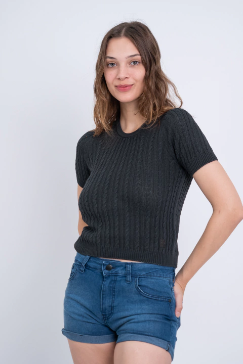 REMERA TATIANA HILO NEGRO