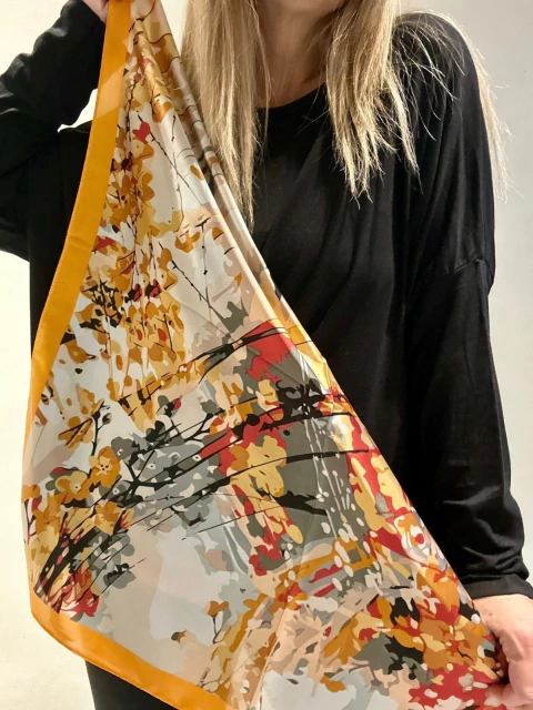 Pañuelo de seda estampada L