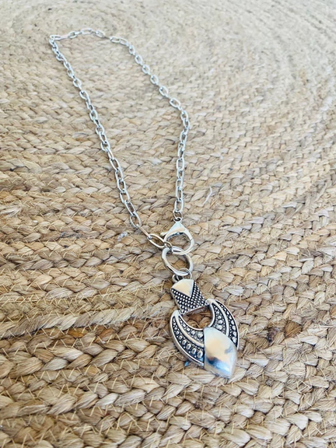 Collar Aras cadena con dije - comprar online