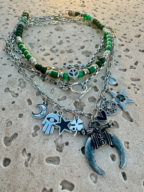 Collar cuadruple