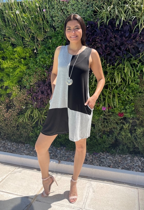 Vestido Mar Alerkin de modal gris con negro bolsillos