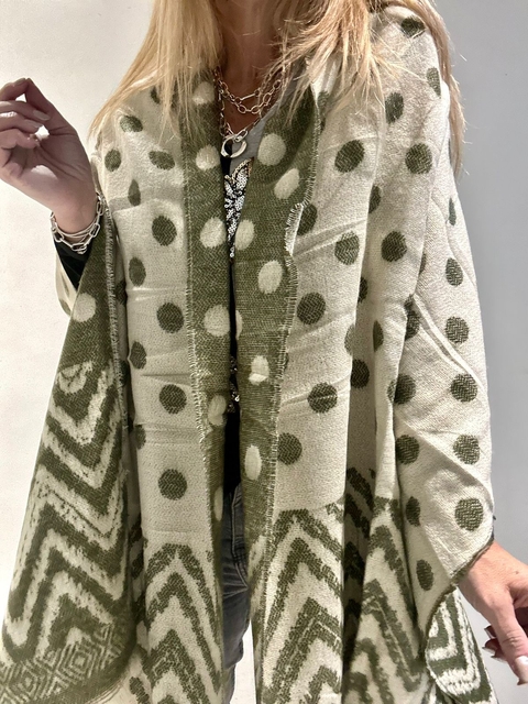 Bufandon Manton reversible de lana