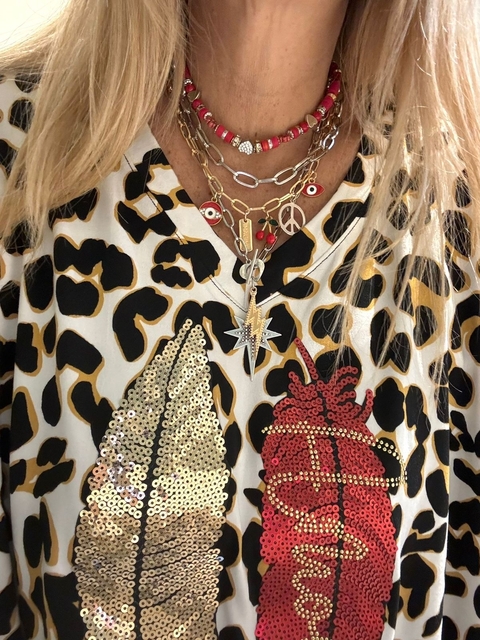 Collar cuadruple