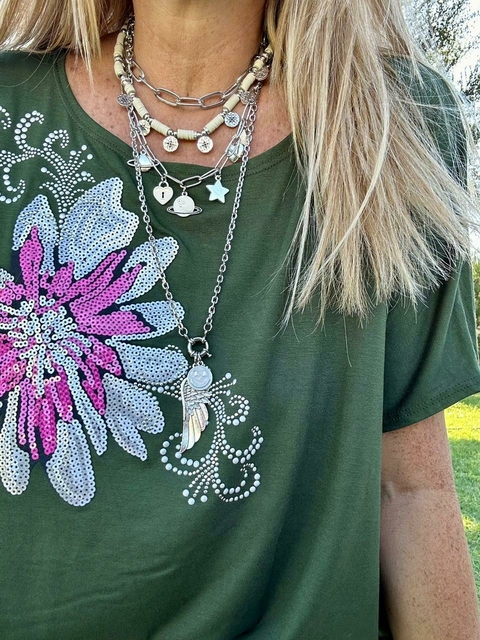 Collar cuádruple