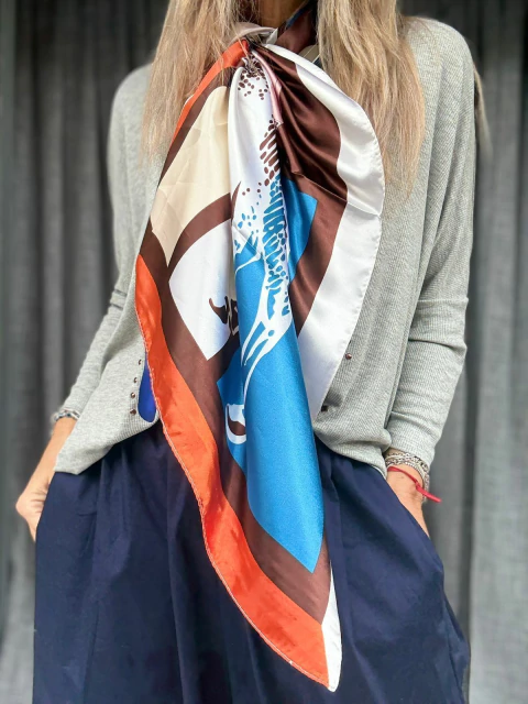 Pañuelo de seda estampado cuadrado N - comprar online