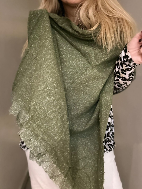 Bufandon de lana en verde