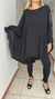 Tunica de gasa negro con lluvia de brillos en los hombros - tienda online